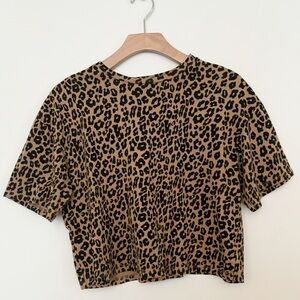 Wild Fable‎ Womens Leopard Print Crop Top Size Small 100% Cotton Short Sleeve